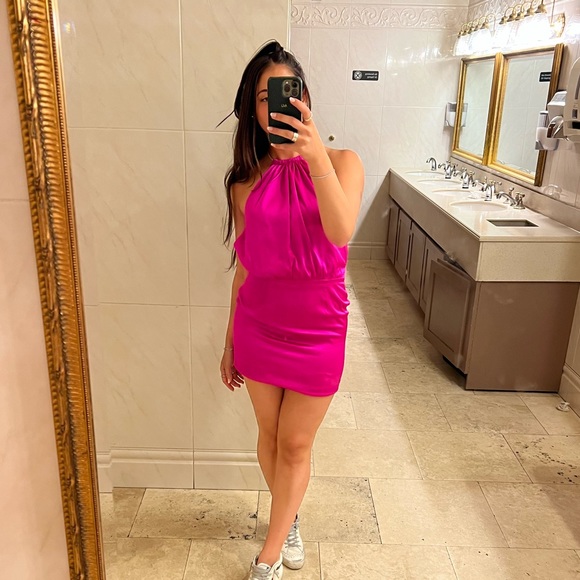 REVOLVE DRESS - Picture 4 of 4